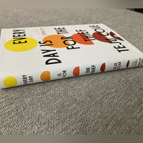 EUC Everyday is for the Thief Hardcover Book - Picture 5 of 6